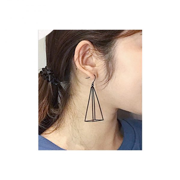 Black Prism Earings